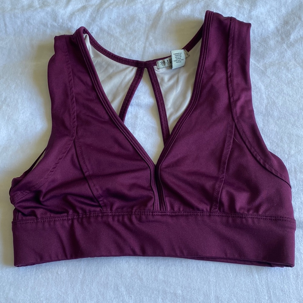 Open back sports bra
